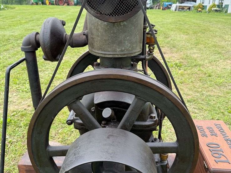 root-and-vandervoort-4hp-air-cooled-engine-image-11