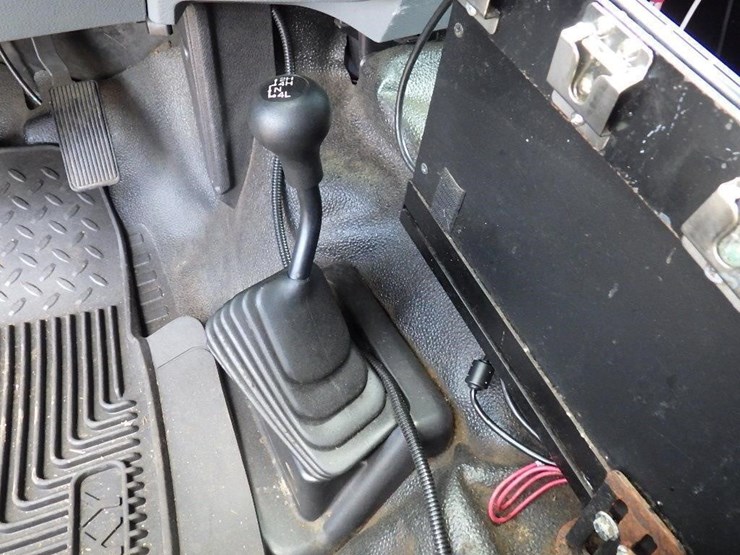 2012-ford-f450-image-35