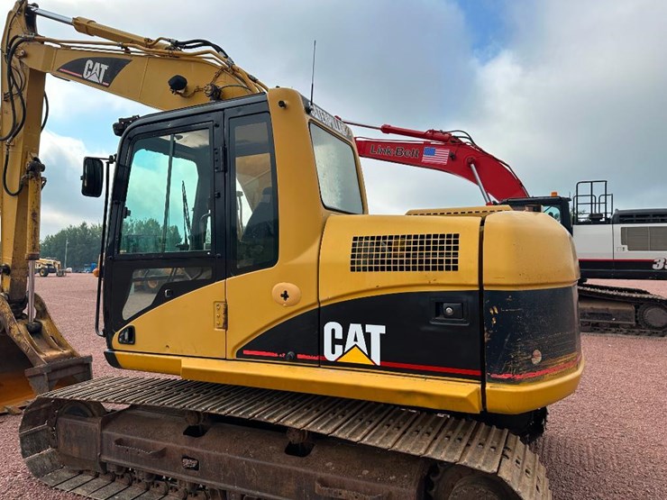 2003-caterpillar-312cl-image-23