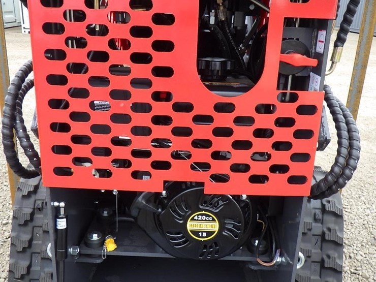 2025-agt-ysrt14-skid-steer-tracked-loader-image-10
