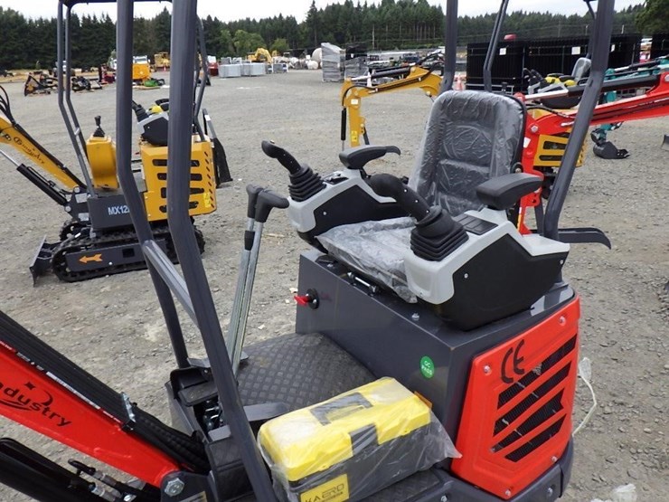 2025-cfg-mx15rx-hydraulic-excavator-image-19