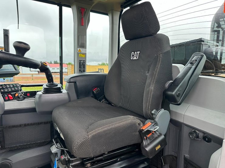 2019-caterpillar-938m-image-68