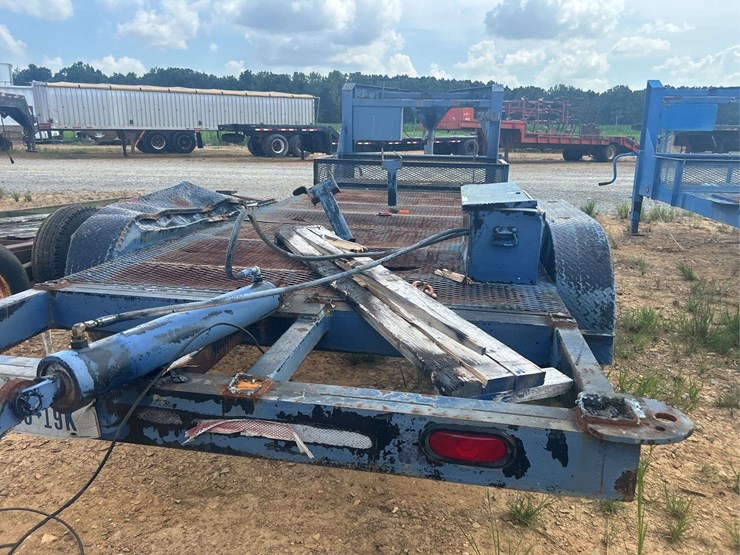 2012-77"-x-20'-t/a-gooseneck-trailer-image-4