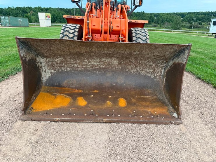 2017-doosan-dl220-5-image-31