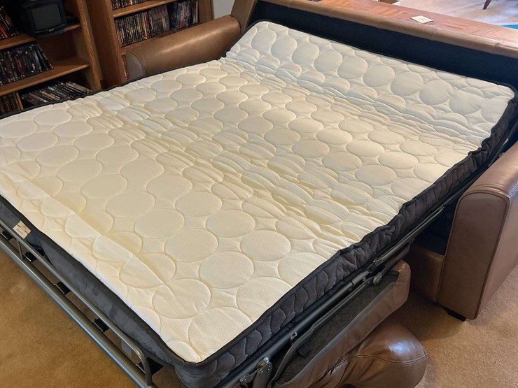 leather-couch/sleeper-77”-w-image-5
