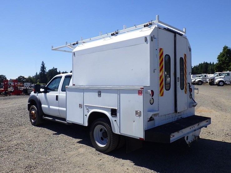 2013-ford-f550-image-5