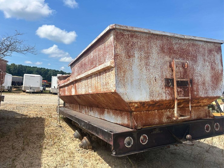 roman-t/a-gooseneck-hopper-trailer-image-2