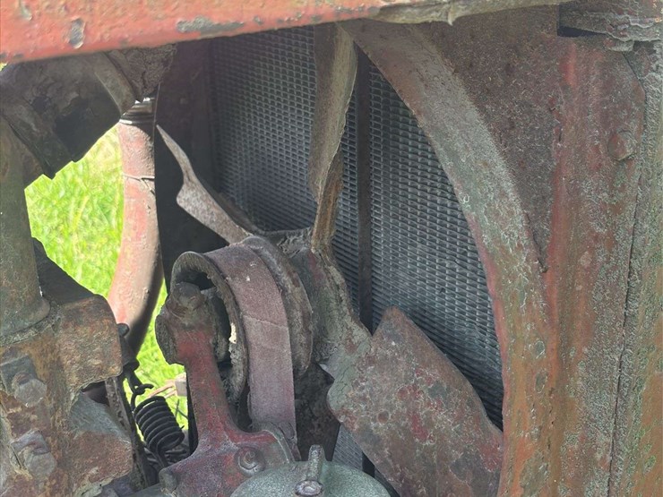 farmall-f30-image-19