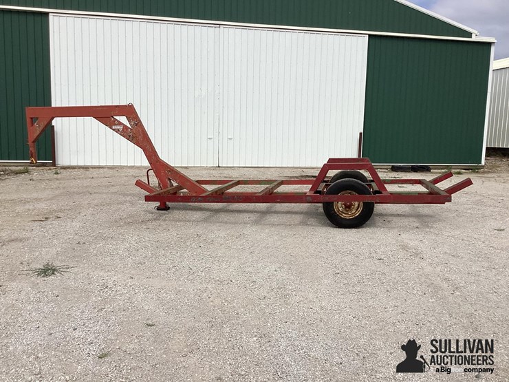 6-bale-gooseneck-hay-trailer-image-8