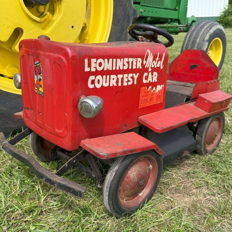 New London Electric Caterpillar on Wheels