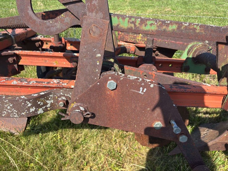 ji-case-pull-type-plow-image-30