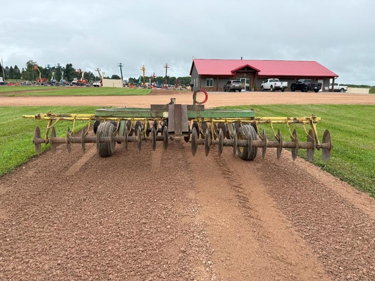 john-deere-210-image-6