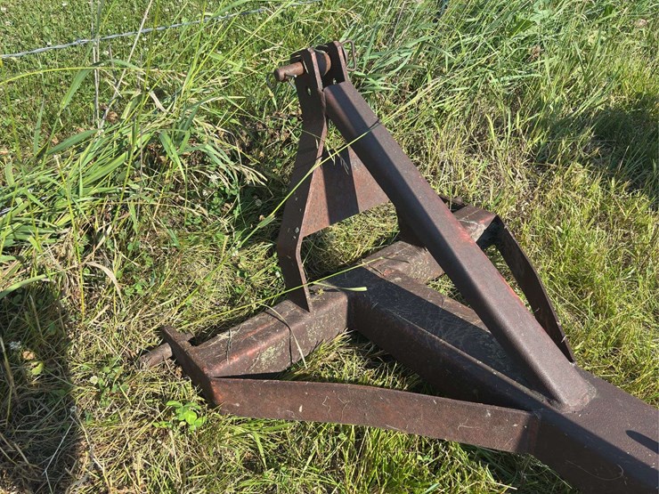 8’-three-point-blade-image-14