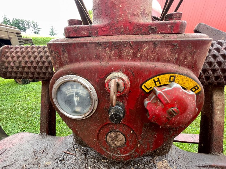 #6671-•-1946-ih-farmall-tractor-image-16