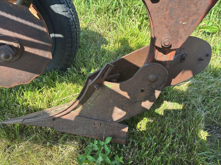 ji-case-pull-type-plow-image-24