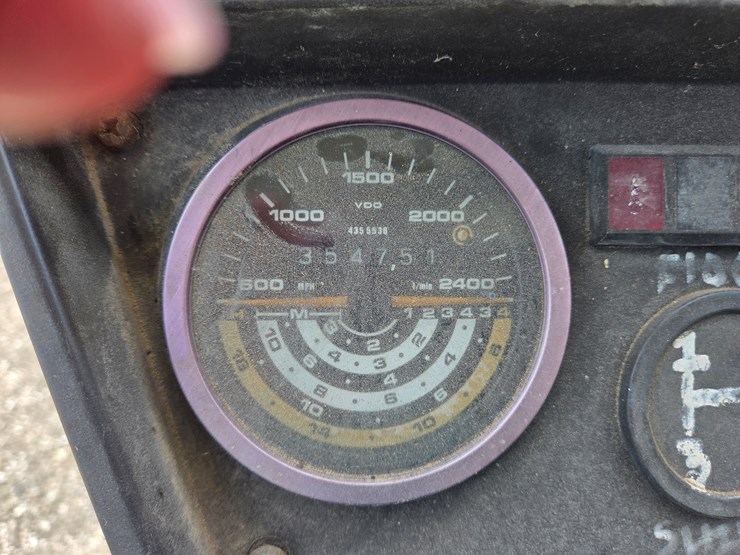 #2406-•-deitz-fahr-d1070s-tractor-image-9