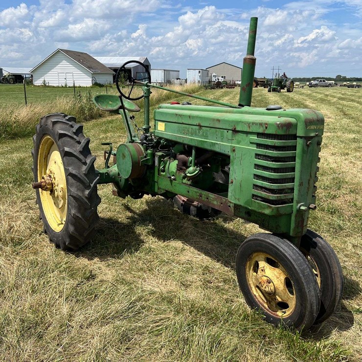 1942 John Deere H