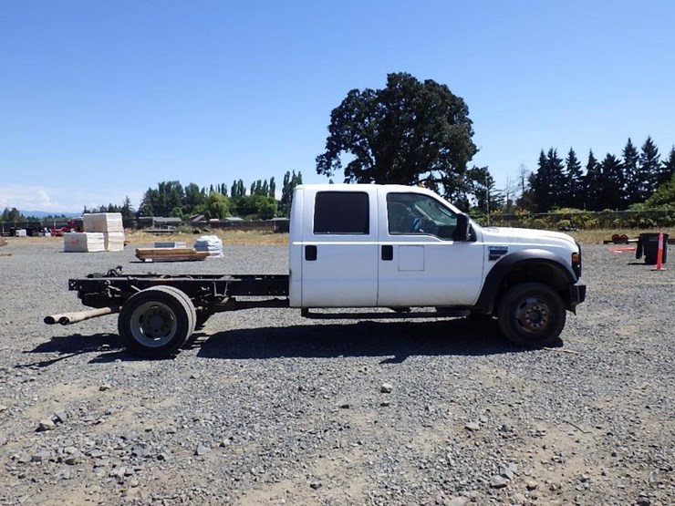 2009-ford-f550-image-3