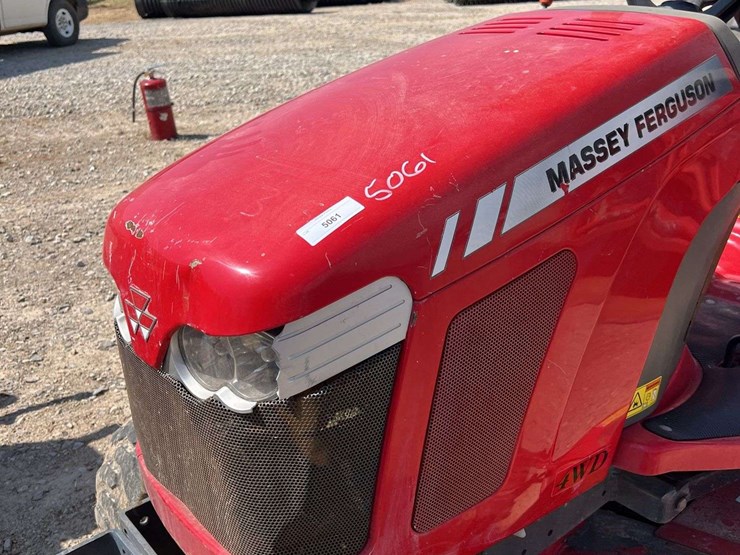 massey-ferguson-gc2400-image-11