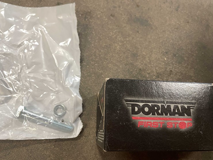 #2111-•-(3)-totes-of-misc.-auto-parts-(pr10)-image-13