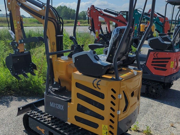 cfg-industrial-mini-excavator---mx12rx-(2025)-image-10