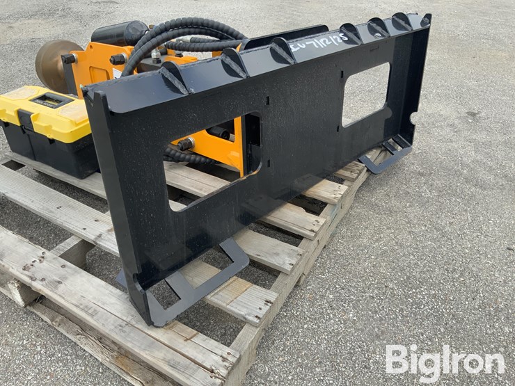 2025-giyi-680-skid-steer-post-driver-image-9