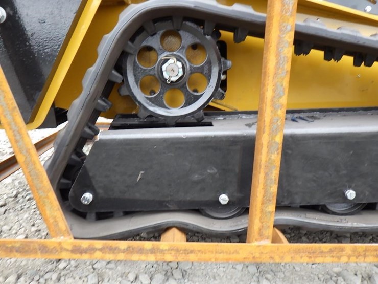 2025-cfg-kkta27-skid-steer-tracked-loader-image-8