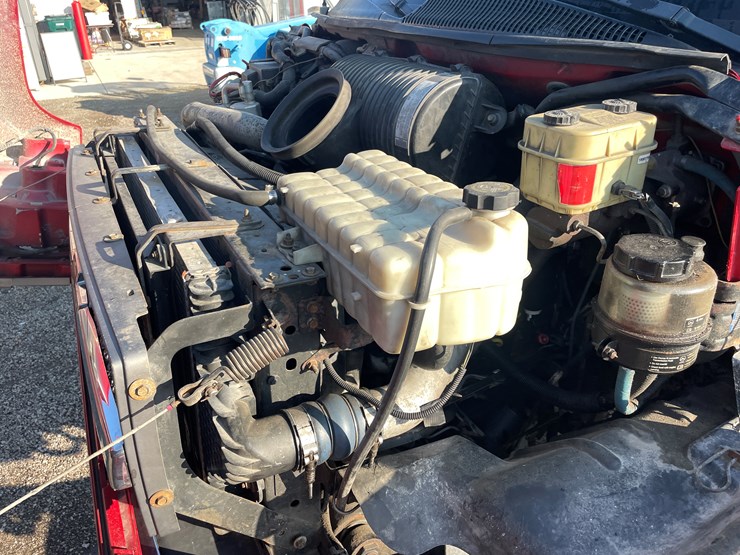 #6287-•-2005-chevy-c4500-4x4-service-truck-image-26