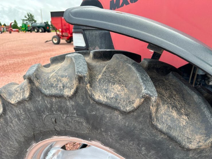 2006-case-ih-mxu115-image-10