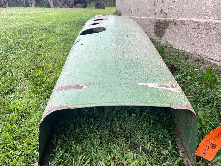 #7488-•-john-deere-tractor-hood-image-6