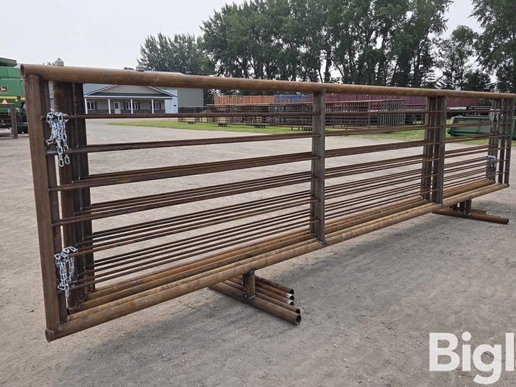 24'-free-standing-panels-(bid-per-unit)-image-3