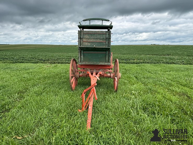 triple-box-wooden-wheel-wagon-image-2