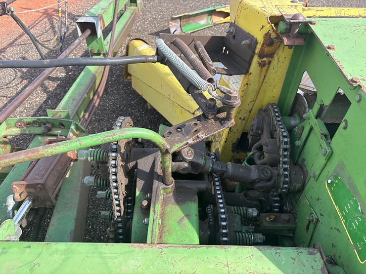 1979-john-deere-3800-image-11