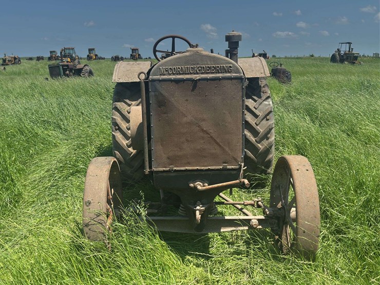 mccormick-deering-10-20-image-8