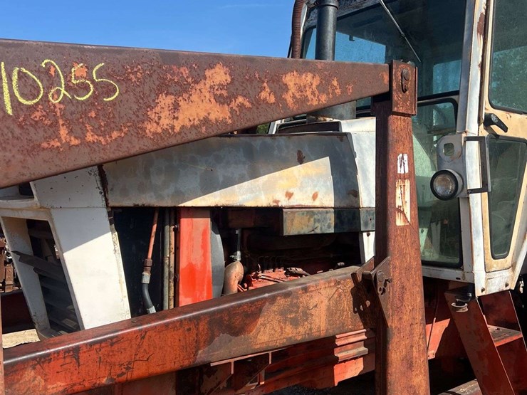 case-451-cab-tractor-w/-loader-*inop-image-10