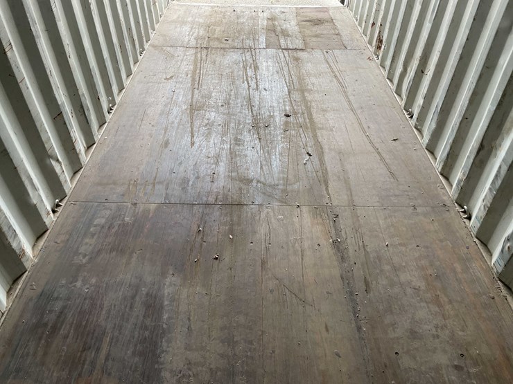 #1359-•-40'-shipping-container-(of)-image-20