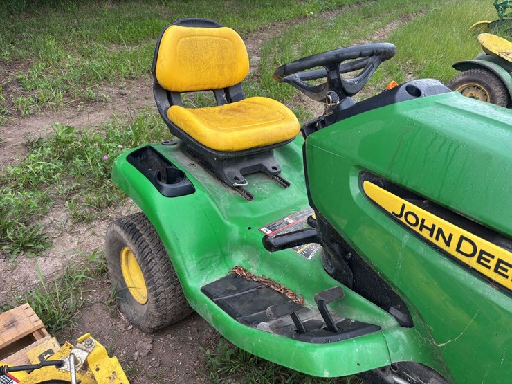 john-deere-x300-image-43