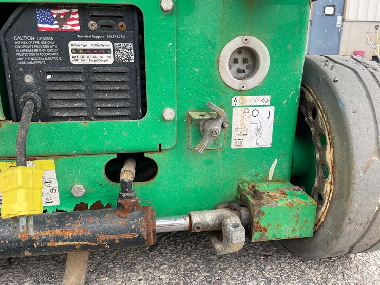 #1368-•-19'-scissor-lift-(o2)-image-19