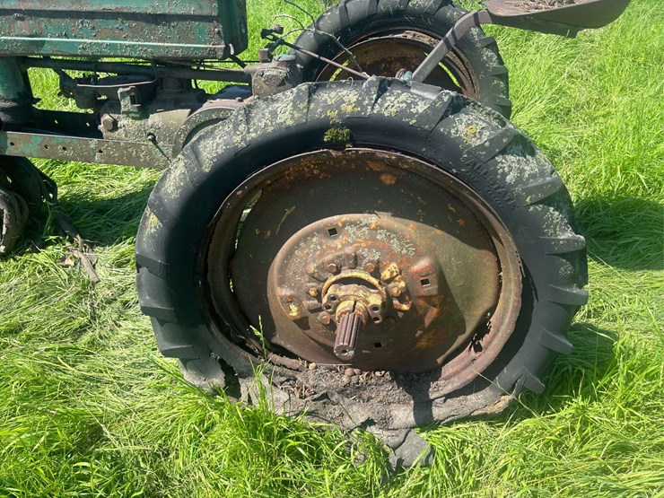 john-deere-h-image-27