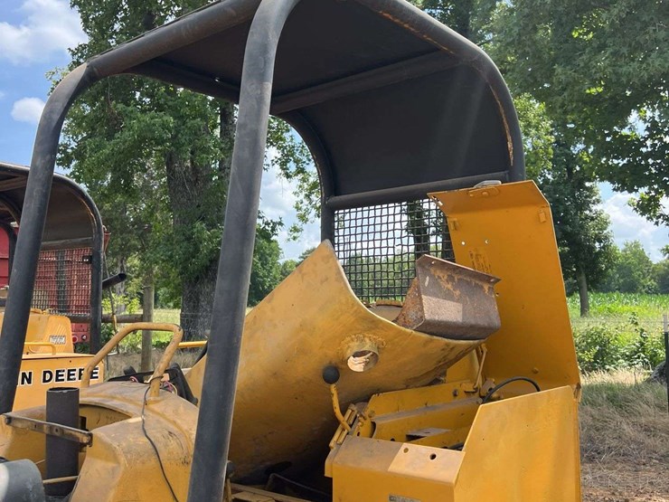deere-350ce-image-12