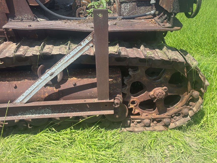 cletrac-crawler-image-18