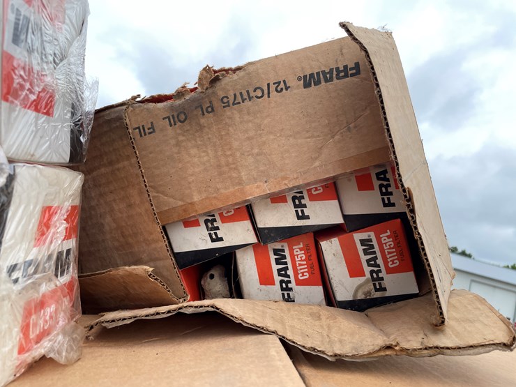 #6403-•-pallet-of-filters-image-10