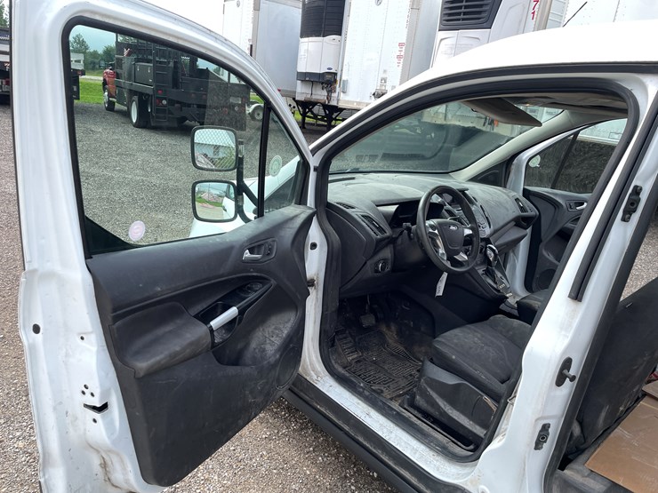 2014-ford-transit-connect-image-17
