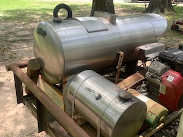 #1012-•-lowboy-trailer-with-commercial-heated-pressure-washer-image-1