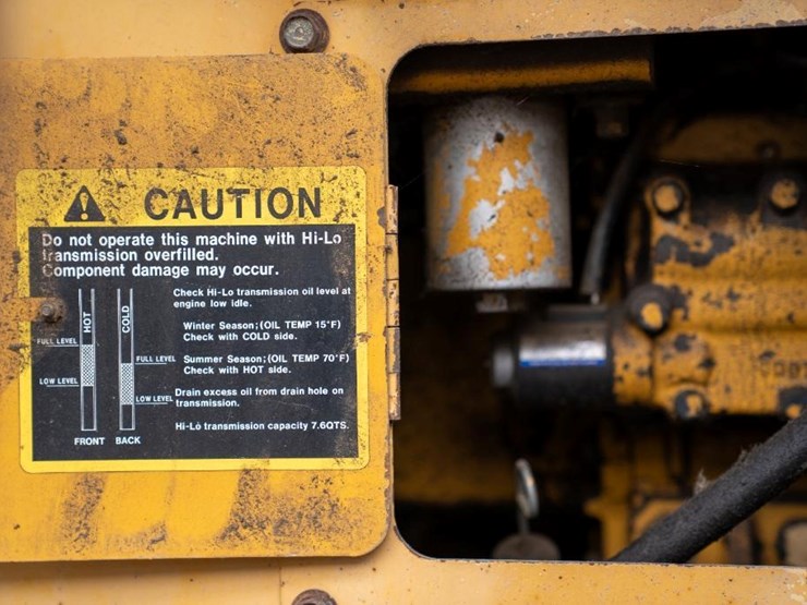 1996-deere-344g-image-26