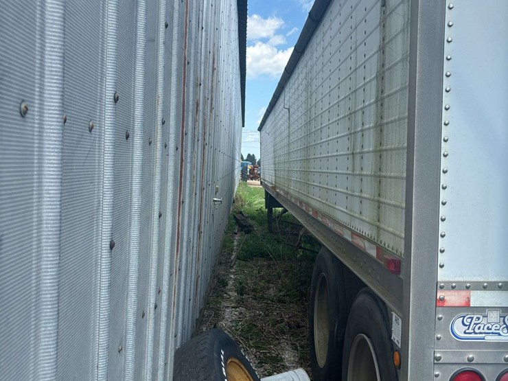 wilson-pace-setter-hopper-bottom-semi-trailer-image-18