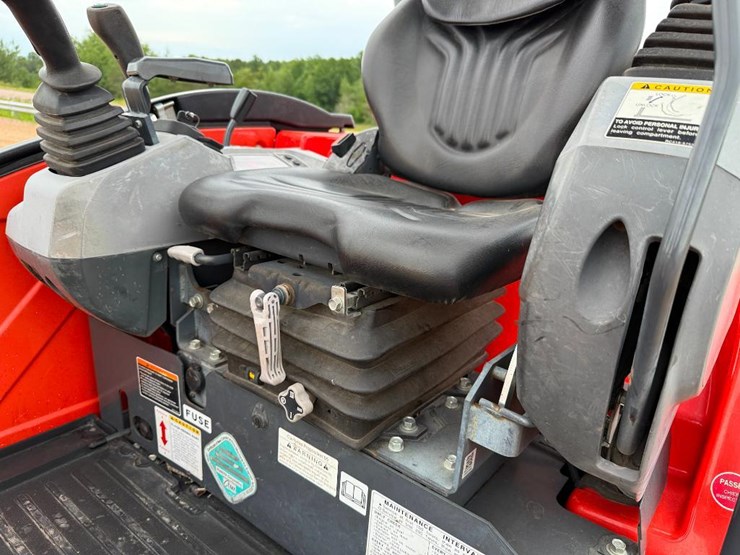 2021-kubota-kx71-3-image-49