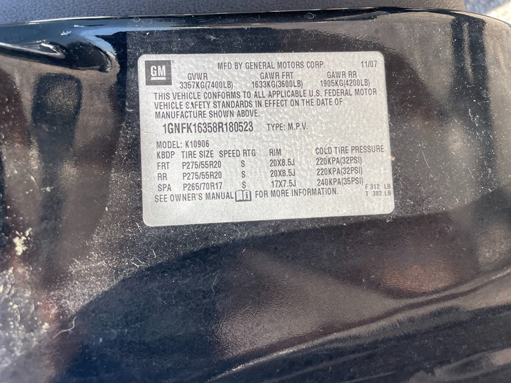 #6288-•-2008-chevy-suburban-(has-wi-title)-image-47