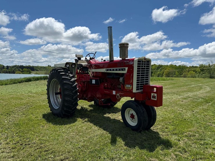 farmall-1206-image-3