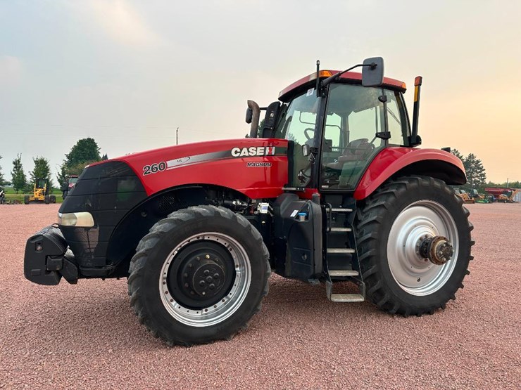 2012-case-ih-magnum-260-image-1